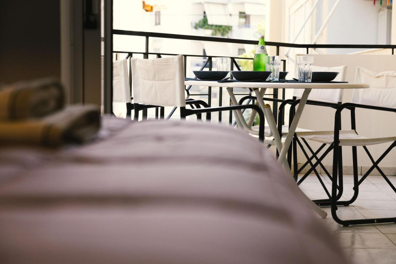 Spacious Apartment Close To The Sea And The City Center Atenas Exterior foto