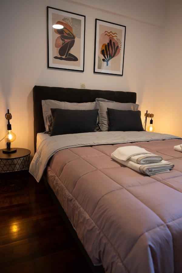 Spacious Apartment Close To The Sea And The City Center Atenas Exterior foto