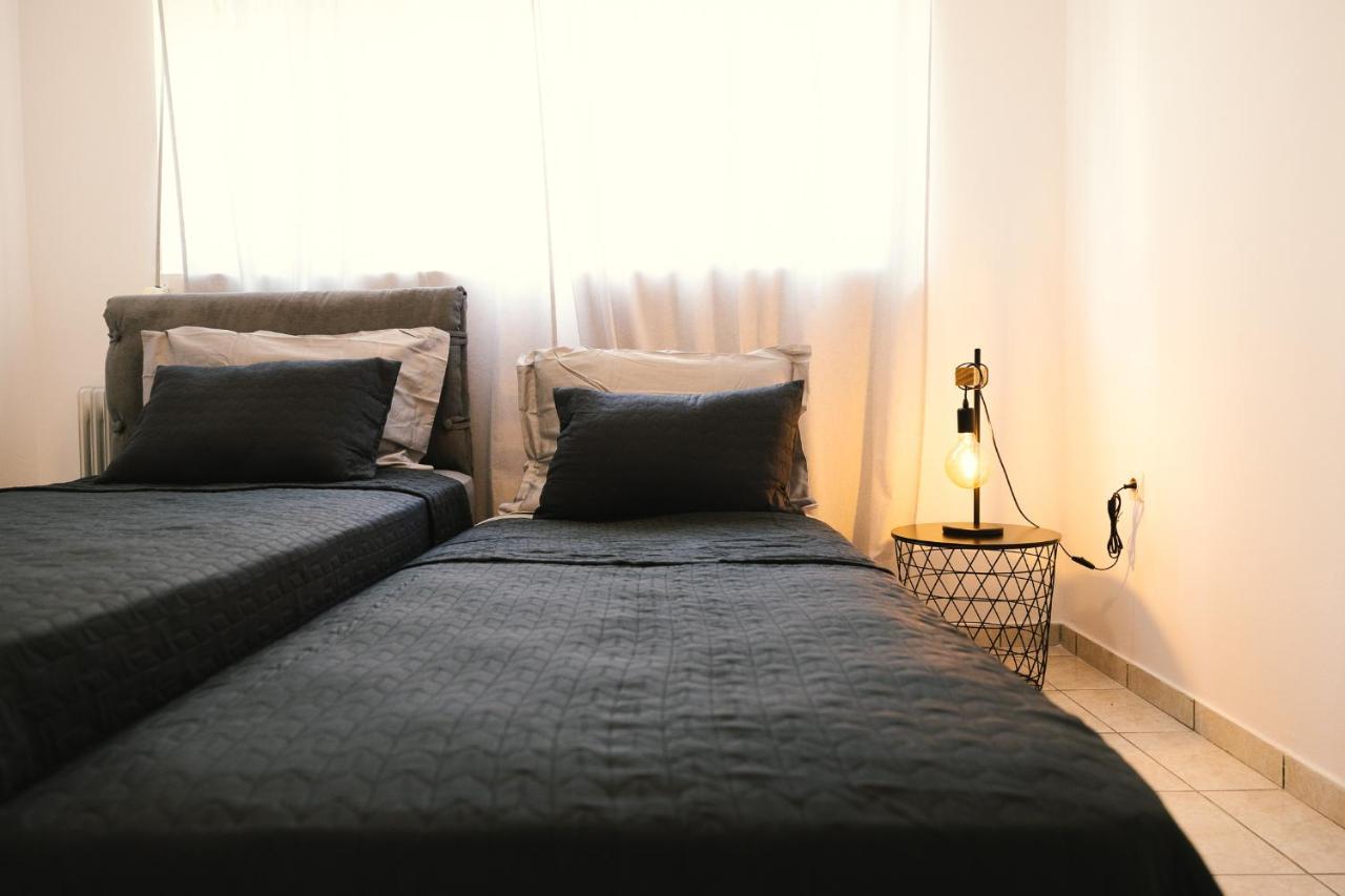 Spacious Apartment Close To The Sea And The City Center Atenas Exterior foto